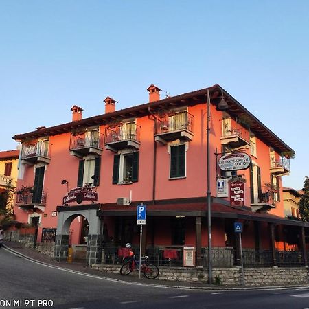 Azzano Holidays B&B Mezzegra Bagian luar foto